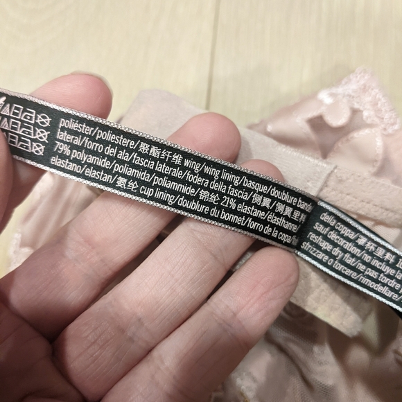 Blush floral bra - Picture 3 of 8